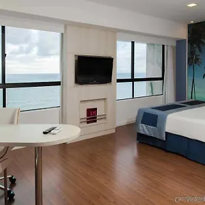 https://mercure-recife-navegantes.portodegalinhashotels.com